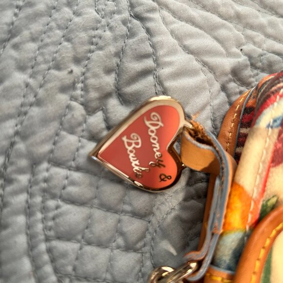 Cute Dooney & Bourkey wristlet - Picture 3 of 5